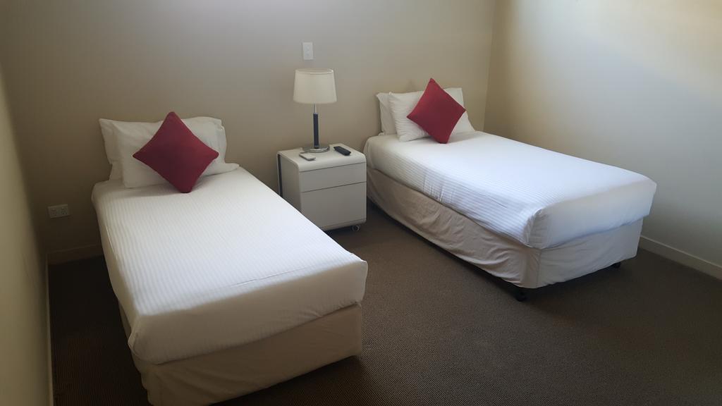 Pier Resort Urangan Exteriör bild