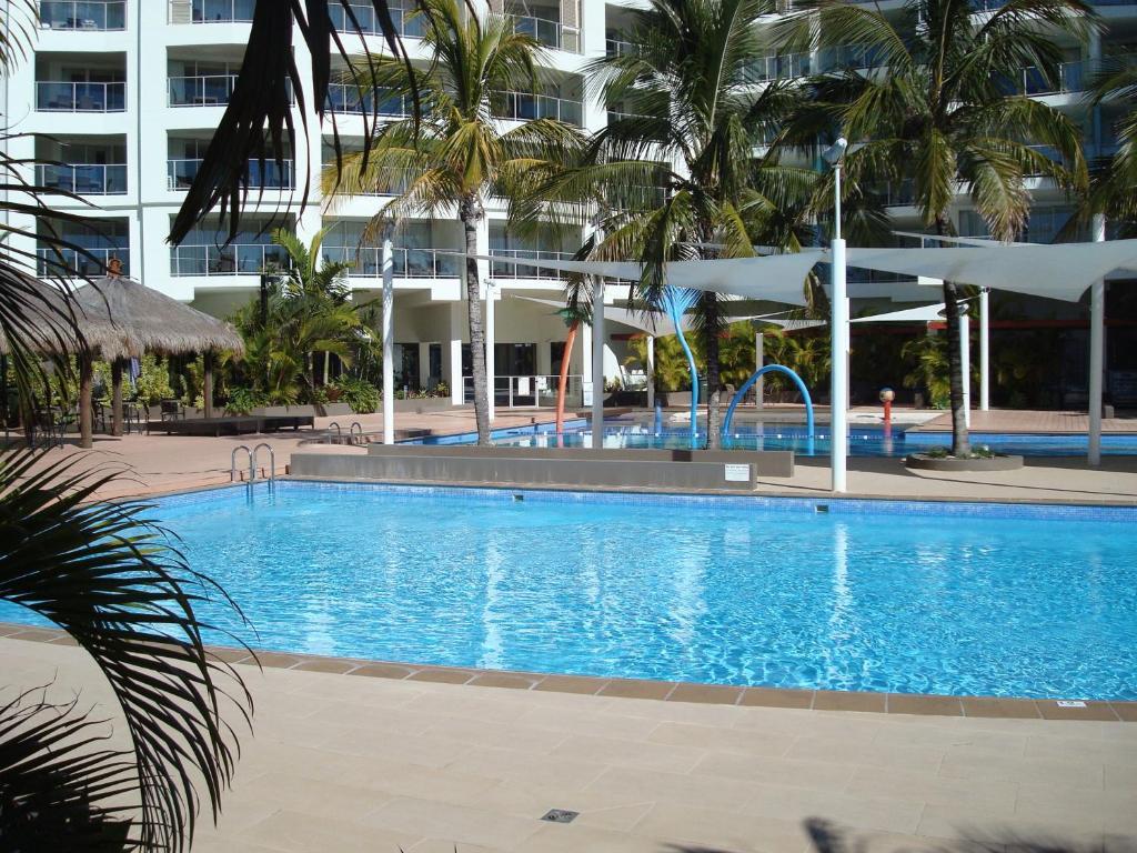 Pier Resort Urangan Rum bild