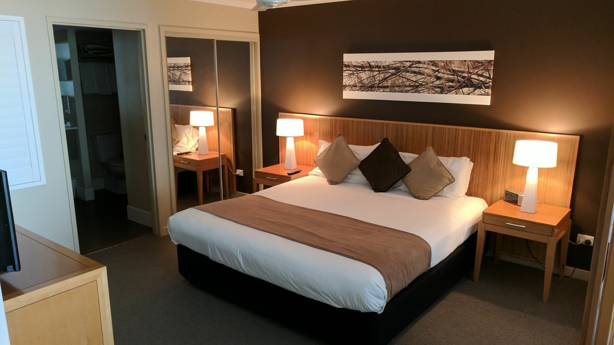 Pier Resort Urangan Exteriör bild