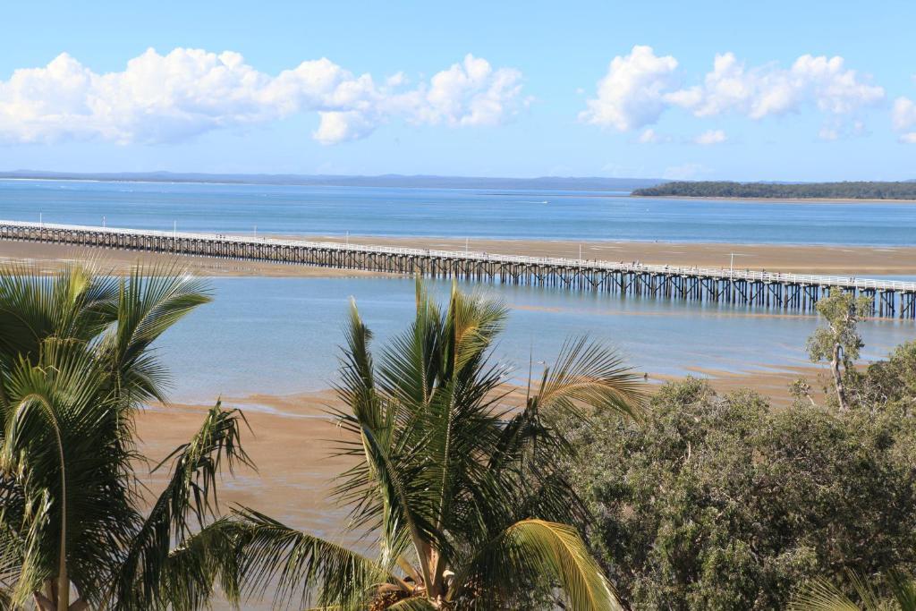 Pier Resort Urangan Rum bild